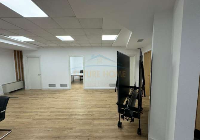 Ambient biznesi me qera 1+1 ne Tirane - 6,300 Euro