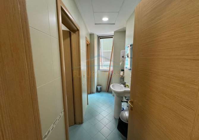 Qira, Ambient Zyrash, Bulevardi Bajram Curri