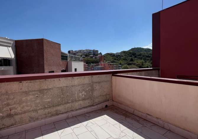 Shtepi ne shitje Apartament ne Tirane, 3+1, Mobilimi Bosh, pa mobiluar, Pagesa 313,600  Euro.