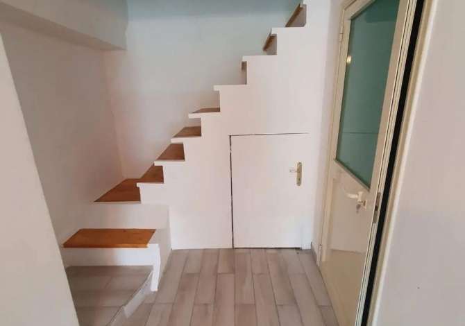 Ambjent Biznesi me QERA,Kombinat,Tirane 