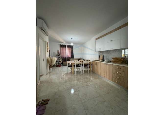 Shtepi ne shitje 2+1 ne Tirane - 155,000 Euro