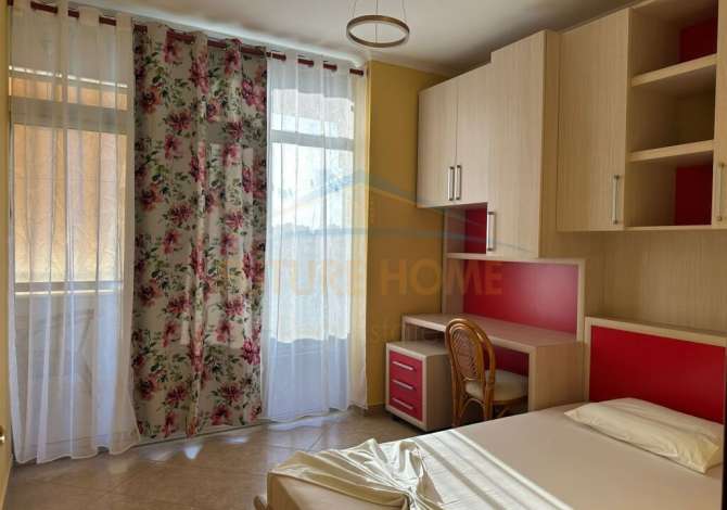 Shtepi me qera 2+1 ne Tirane - 700 Euro