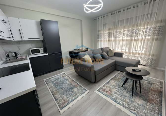 Shtepi me qera 2+1 ne Tirane - 950 Euro