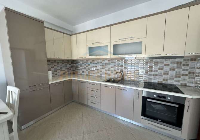 Shtepi ne shitje 2+1 ne Tirane - 120,000 Euro