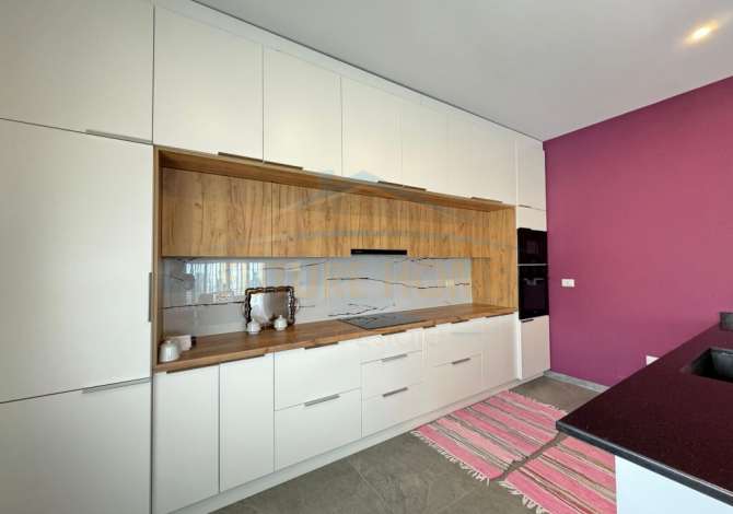 Shtepi me qera 2+1 ne Tirane - 450 Euro