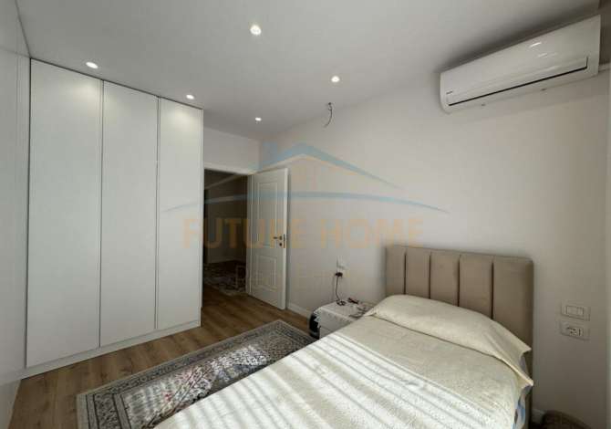 Shtepi me qera 2+1 ne Tirane - 1,200 Euro