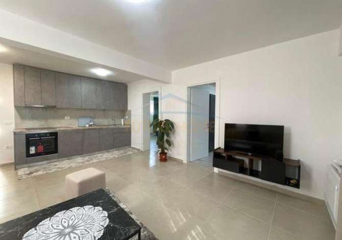 Shtepi me qera 2+1 ne Tirane - 800 Euro