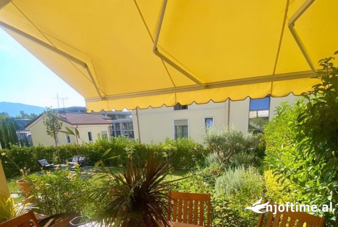 Shtepi me qera 2+1 ne Tirane - 2,500 Euro