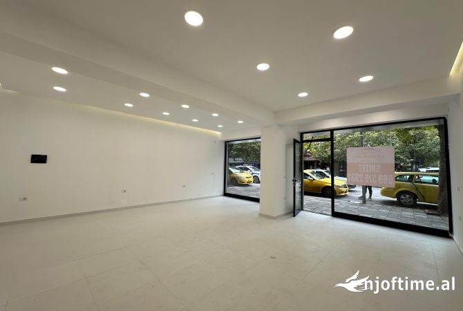 Ambient biznesi me qera 1+1 ne Tirane - 2,000 Euro