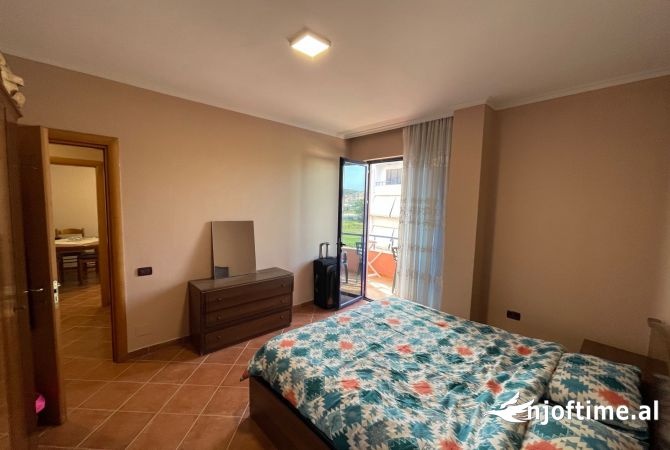 Shtepi ne shitje Apartament ne Durres, 1+1, Mobilimi E mobiluar, Pagesa 80,000  Euro.