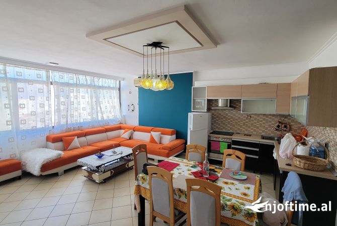 Shtepi me qera 3+1 ne Tirane - 800 Euro