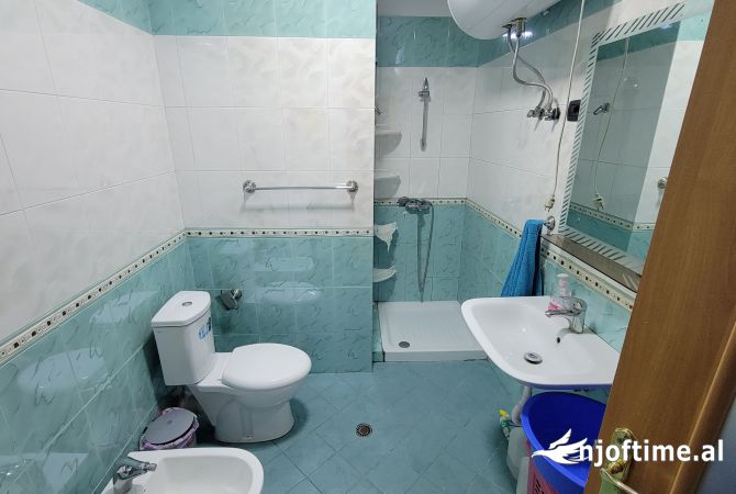 Shtepi me qera 3+1 ne Tirane - 800 Euro