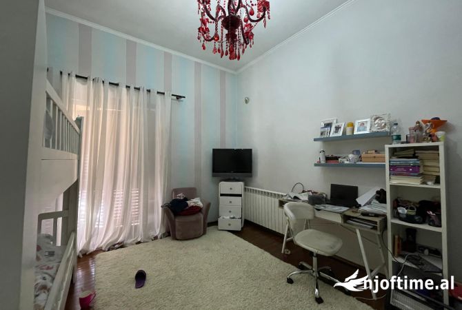 Shtepi ne shitje 2+1 ne Tirane - 350,000 Euro