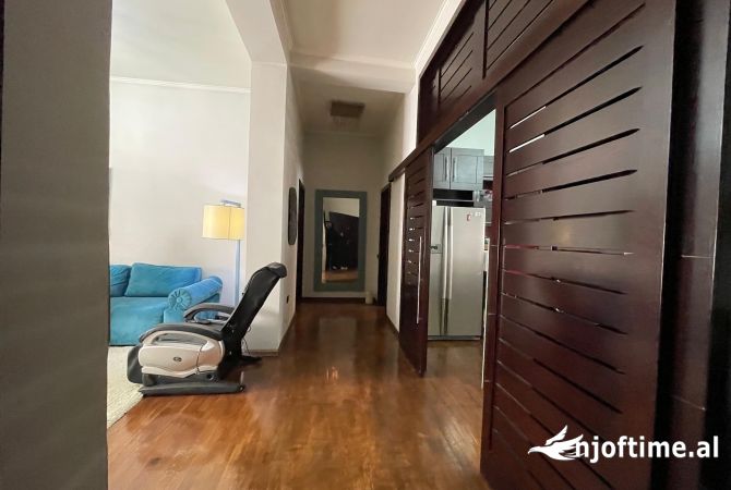 Shtepi ne shitje 2+1 ne Tirane - 350,000 Euro