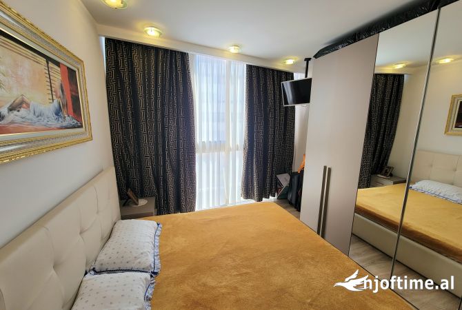 Shtepi ne shitje 2+1 ne Tirane - 300,000 Euro