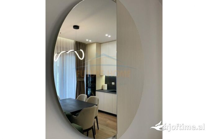 Shtepi me qera Apartament ne Tirane, 1+1, Mobilimi E mobiluar, Pagesa 900  Euro.