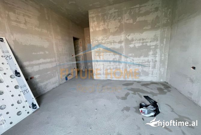 Shtepi ne shitje Apartament ne Tirane, 2+1, Mobilimi Bosh, pa mobiluar, Pagesa 300,000  Euro.