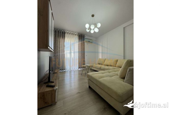Shtepi me qera 2+1 ne Tirane - 500 Euro
