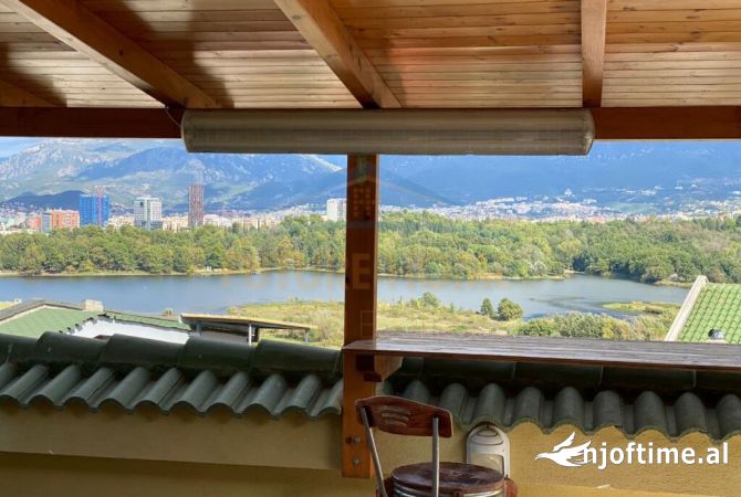 Shtepi me qera Apartament ne Tirane, 3+1, Mobilimi Pjeserisht e mobiluar, Pagesa 1,200  Euro.