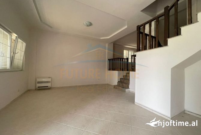 Shtepi me qera Vila Luksoze ne Tirane, 6+1, Mobilimi Bosh, pa mobiluar, Pagesa 4,000  Euro.