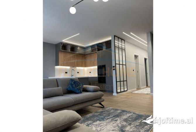 Shtepi ne shitje Apartament ne Tirane, 2+1, Mobilimi E mobiluar, Pagesa 390,000  Euro.