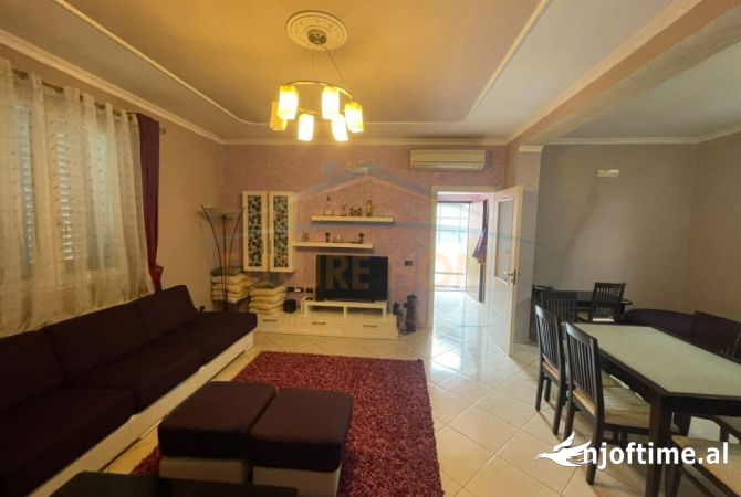 Shtepi ne shitje 4+1 ne Tirane - 280,000 Euro