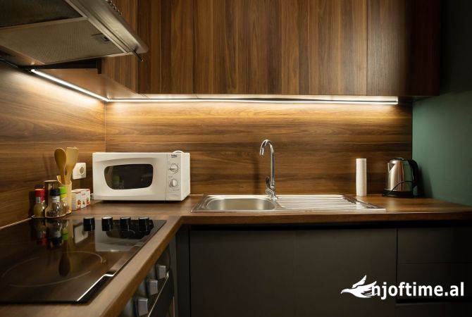 Shtepi me qera Apartament ne Tirane, 1+1, Mobilimi E mobiluar, Pagesa 600  Euro.