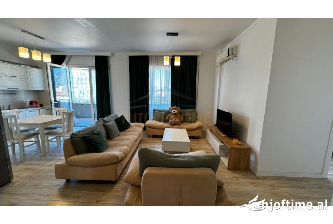 Shtepi ne shitje Apartament ne Tirane, 2+1, Mobilimi E mobiluar, Pagesa 210,000  Euro.