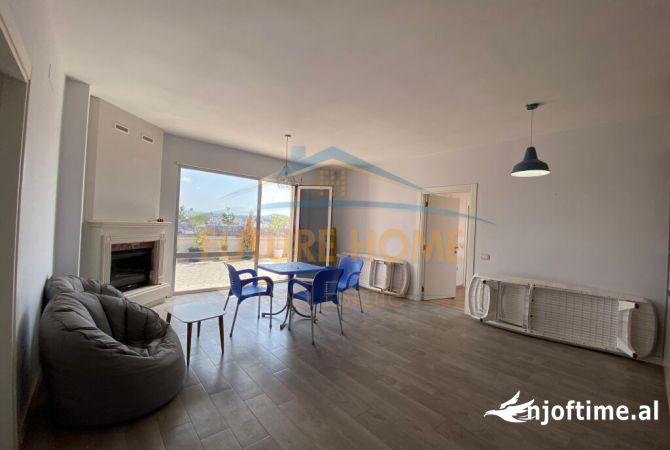 Shtepi ne shitje Apartament ne Tirane, 2+1, Mobilimi Bosh, pa mobiluar, Pagesa 250,000  Euro.