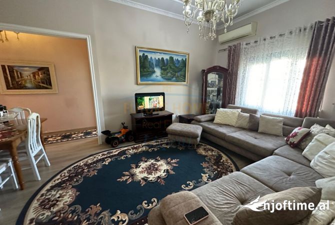 Shtepi ne shitje 2+1 ne Tirane - 200,000 Euro