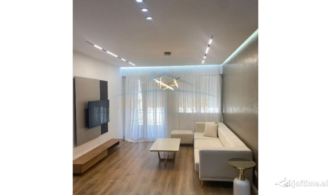 Shtepi ne shitje Apartament ne Tirane, 2+1, Mobilimi Pjeserisht e mobiluar, Pagesa 280,000  Euro.