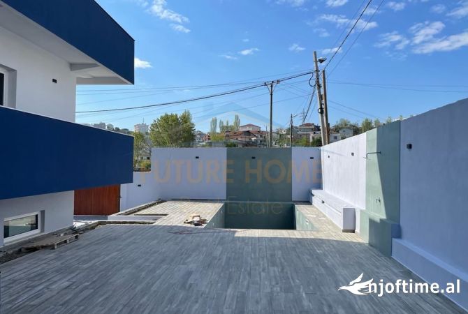 Shtepi ne shitje Vila Luksoze ne Tirane, 7+1, Mobilimi Bosh, pa mobiluar, Pagesa 800,000  Euro.