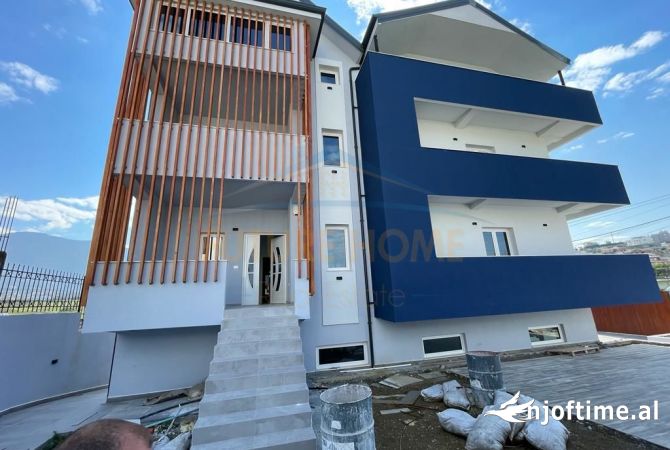 Shtepi ne shitje 7+1 ne Tirane - 800,000 Euro