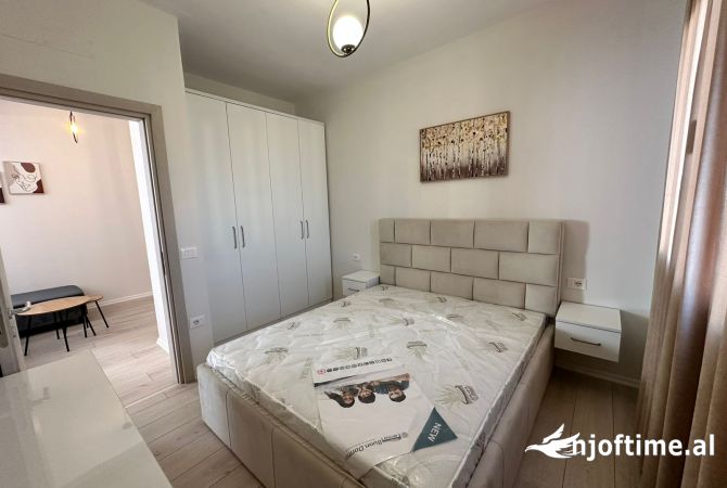 Shtepi me qera Apartament ne Tirane, 2+1, Mobilimi E mobiluar, Pagesa 600  Euro.