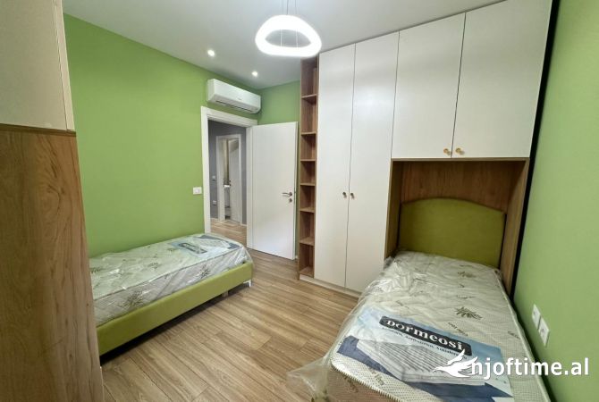 Shtepi me qera Apartament ne Tirane, 2+1, Mobilimi E mobiluar, Pagesa 700  Euro.