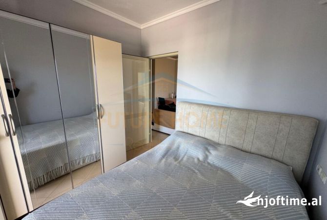 Shtepi ne shitje Apartament ne Durres, 1+1, Mobilimi E mobiluar, Pagesa 150,000  Euro.