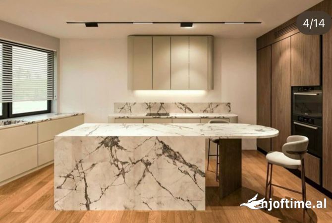 Shtepi ne shitje Apartament ne Tirane, 3+1, Mobilimi E mobiluar, Pagesa 498,000  Euro.