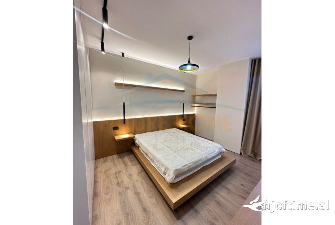 Shtepi me qera Apartament ne Tirane, 1+1, Mobilimi E mobiluar, Pagesa 500  Euro.