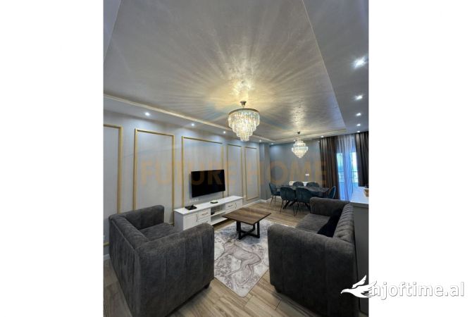 Shtepi ne shitje Apartament ne Durres, 3+1, Mobilimi E mobiluar, Pagesa 396,000  Euro.