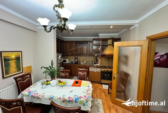 Shtepi ne shitje 2+1 ne Tirane - 286,900 Euro