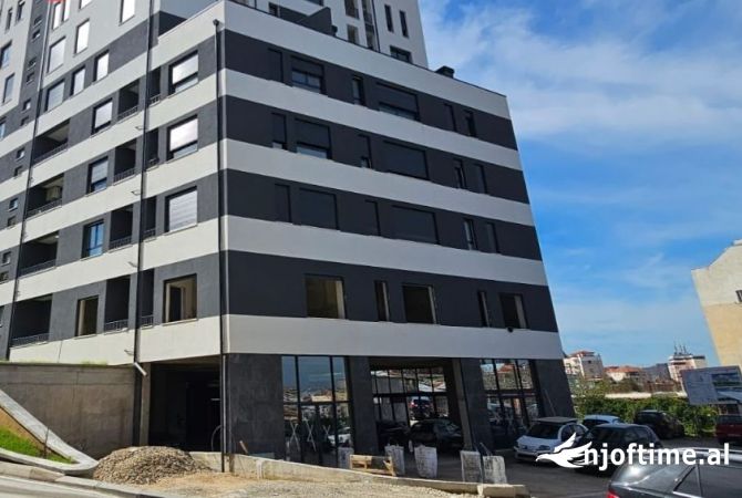 Shtepi ne shitje Apartament ne Tirane, 2+1, Mobilimi E mobiluar, Pagesa 149,000  Euro.