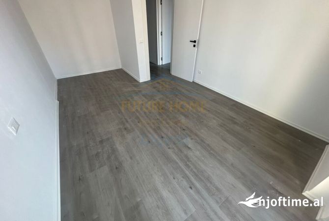 Shtepi me qera Apartament ne Tirane, 1+1, Mobilimi Bosh, pa mobiluar, Pagesa 1,300  Euro.