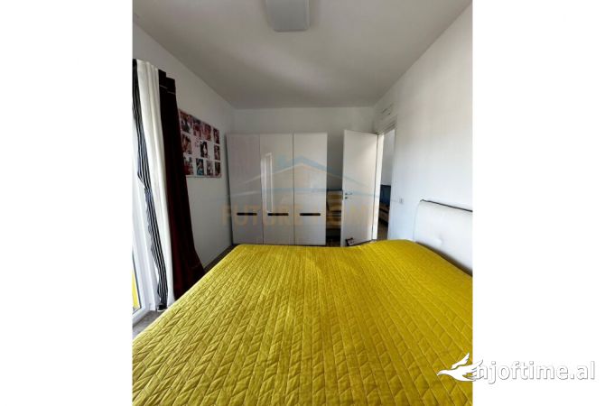 Shtepi ne shitje Apartament ne Tirane, 2+1, Mobilimi E mobiluar, Pagesa 105,000  Euro.