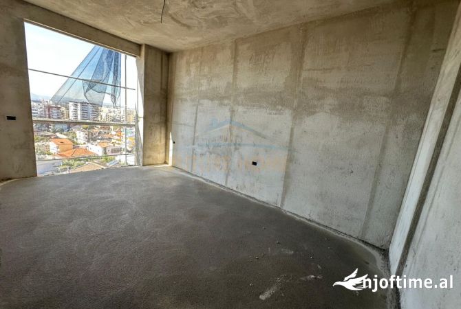 Shtepi ne shitje Apartament ne Tirane, 1+1, Mobilimi Bosh, pa mobiluar, Pagesa 117,000  Euro.