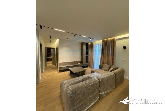 Shtepi ne shitje Apartament ne Tirane, 2+1, Mobilimi E mobiluar, Pagesa 155,000  Euro.