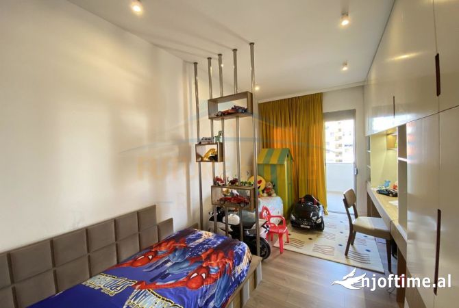 Shtepi ne shitje 2+1 ne Tirane - 160,000 Euro