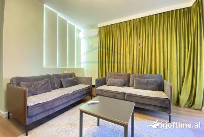 Shtepi ne shitje Apartament ne Tirane, 2+1, Mobilimi E mobiluar, Pagesa 160,000  Euro.