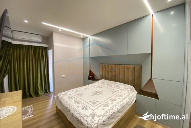 Shtepi ne shitje Apartament ne Tirane, 2+1, Mobilimi E mobiluar, Pagesa 160,000  Euro.