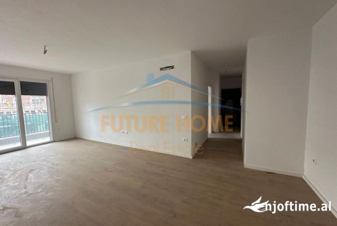 Shtepi ne shitje Apartament ne Tirane, 2+1, Mobilimi Bosh, pa mobiluar, Pagesa 187,700  Euro.