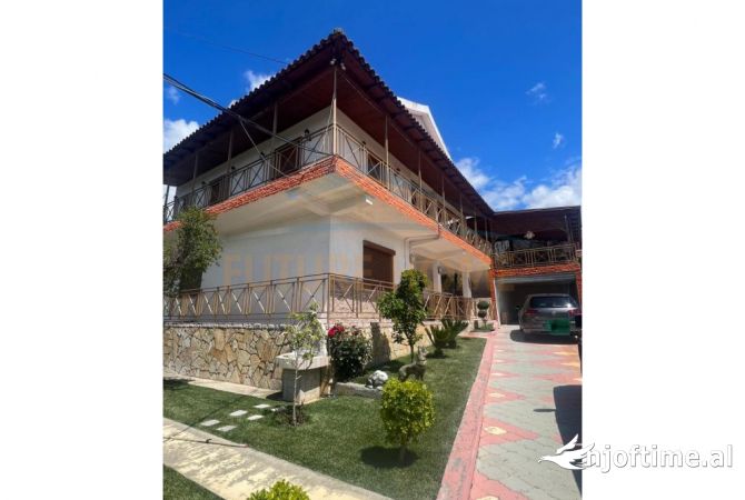 Shtepi ne shitje 4+1 ne Tirane - 230,000 Euro